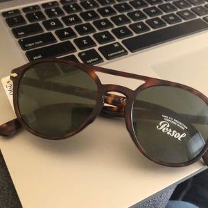 Persol, New